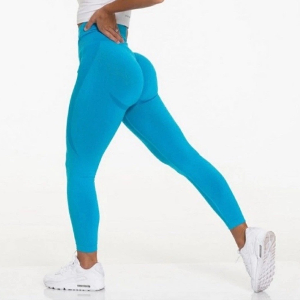 NVGTN Vibrant Aqua Leggings